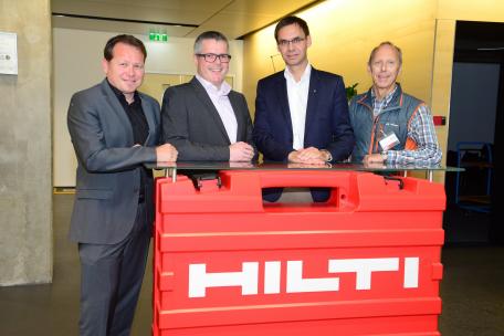 Bild: Betriebsbesuch bei Hilti