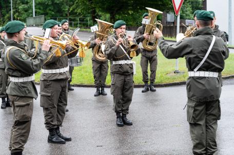 Bild: Für die musikalische Begrüßung sorgte die Militärmusik Vorarlberg