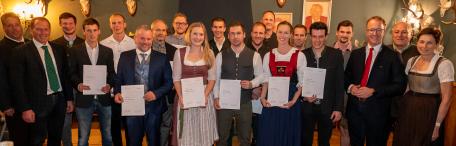 Bild: Alle ausgezeichneten Meisterinnen und Meister. 