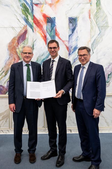 Bild: LH Wallner: „Ernergiewirtschaftlicher Meilenstein für Vorarlberg gesetzt“