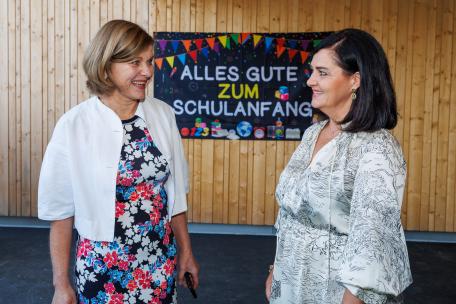 Bild: Die neue Volksschule Altenstadt wurde heute offiziell in Betrieb genommen