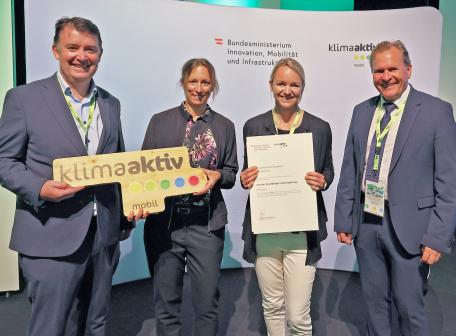 Bild: (im Bild v.l.): Martin Huber (Vertreter Österreichischer Gemeindebund), Wiebke Unbehaun (BMIMI), Barbara Lins (Amt der Vorarlberger Landesregierung) und Bürgermeister Erich Rohrmoser (Vertreter Österreichischer Städtebund).