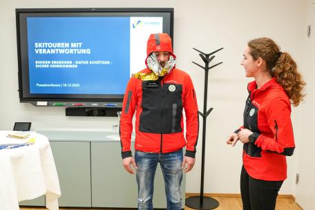 Bild: SKITOUREN MIT VERANTWORTUNG – RISIKEN ERKENNEN, NATUR SCH&Uuml;TZEN, SICHER HEIMKOMMEN