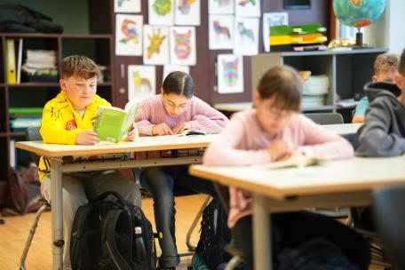 Bild: Vorleseaktion an der MS H&ouml;rbranz