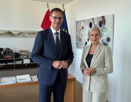 Bild: LH Wallner empf&auml;ngt Justizministerin Sporer: Bezirksgerichte und Jugendkriminalit&auml;t im Mittelpunkt
